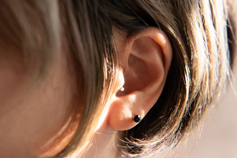 ピアス 開け 方
